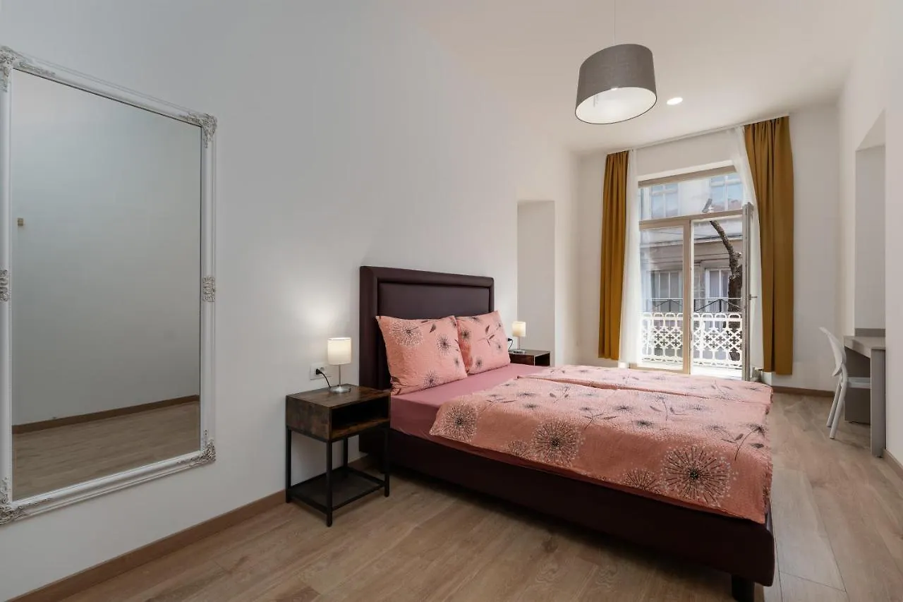 Hostel Antique Pula