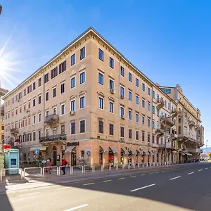 https://apartments-mary-rijeka.primorje-gorskikotar.com