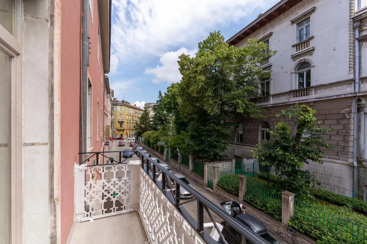 Hostel Antique Pula Croatia